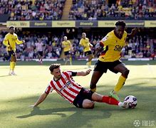 欧宝足球官网-法甲转会期走向成谜，斯图加特遗憾出局，信心回归，赛季目标并未改变