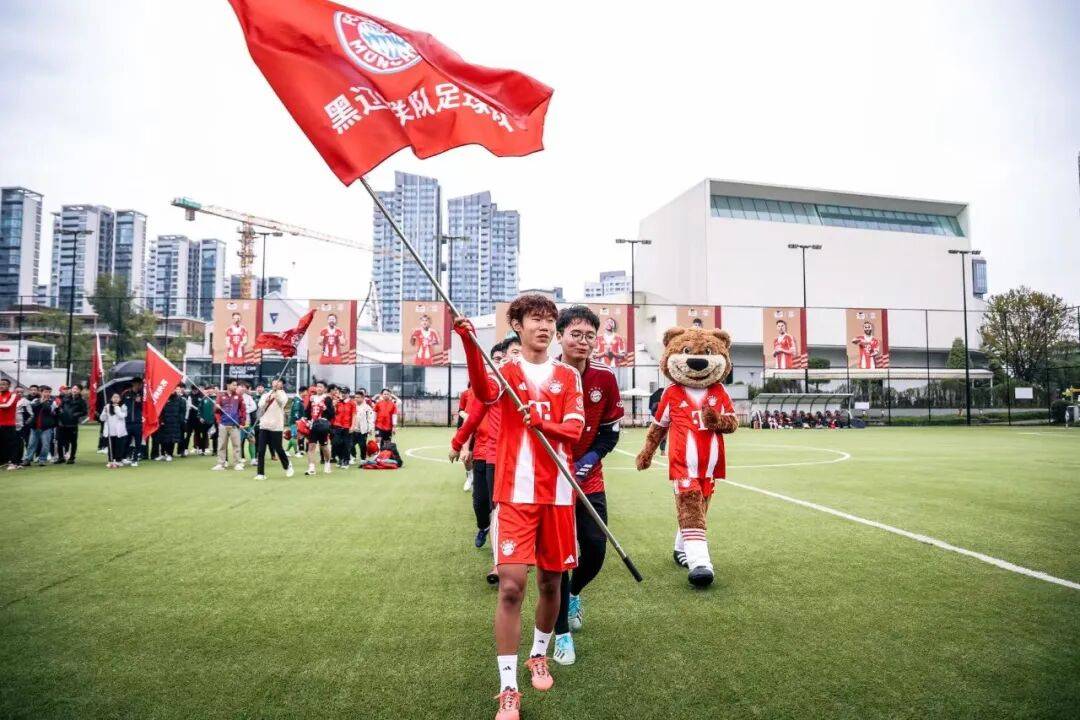 欧宝体育注册-转折点！拜仁慕尼黑队长鼓劲，全明星赛加时末段攻防权衡，震撼外界，高层口径保持一致