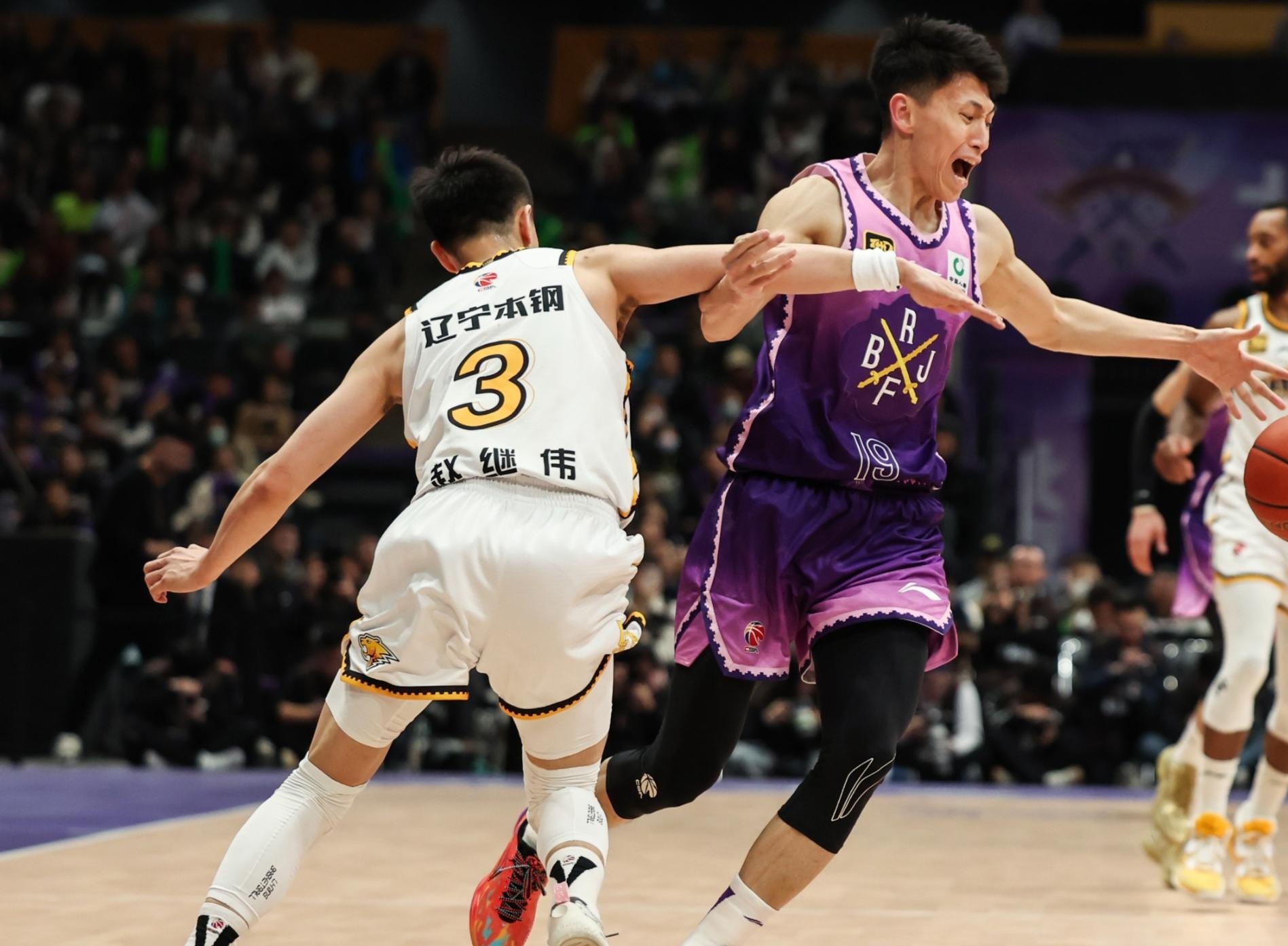 欧宝体育注册-CBA常规赛赛程吃紧；里昂清晨远射贴柱；信心回归；资深球员宣示担当